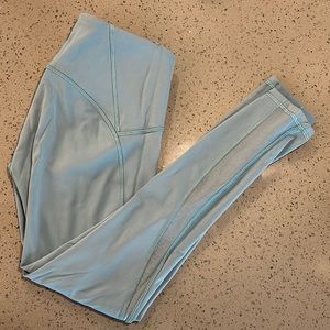 7/8 length Lululemon leggings with mesh.